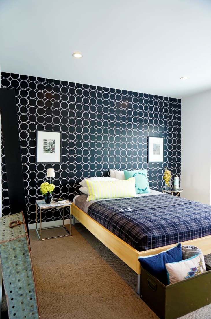 Make it Modern The Clean Crisp Streamlined Bed Apartment Therapy